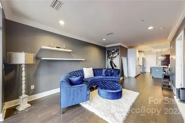 222 Caldwell ST #1610, Charlotte, NC 28202