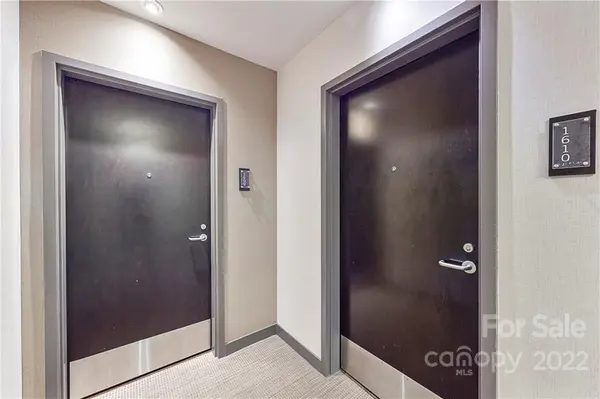 222 Caldwell ST #1610, Charlotte, NC 28202
