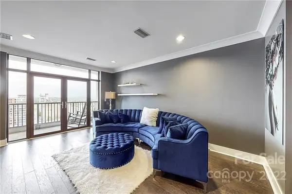 222 Caldwell ST #1610, Charlotte, NC 28202