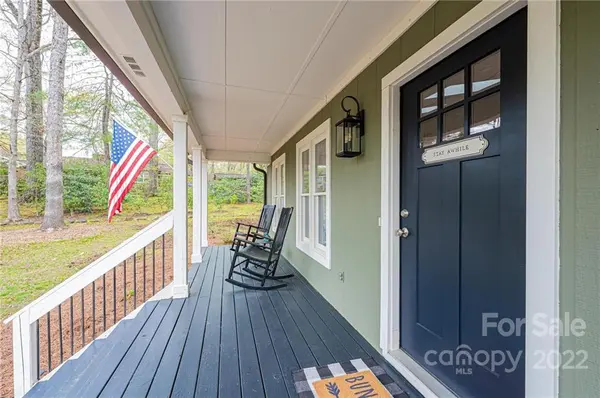 221 5th ST NE, Conover, NC 28613
