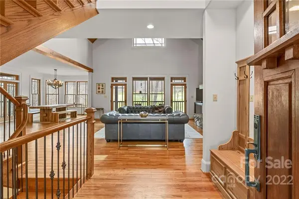 36 Blue Heron DR, Fletcher, NC 28732