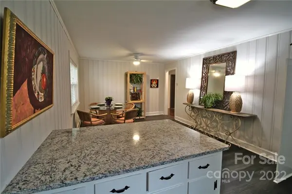 5417 Gwynne AVE, Charlotte, NC 28205