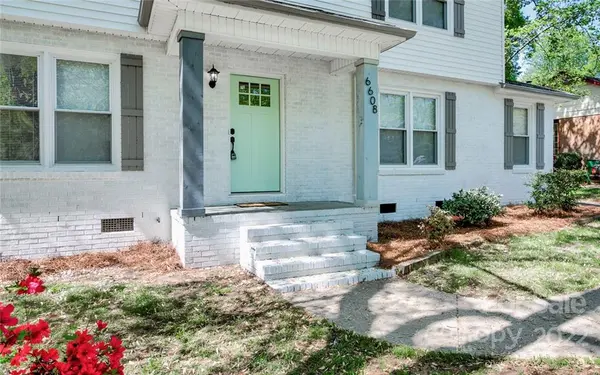 6608 Lynfield DR, Charlotte, NC 28212