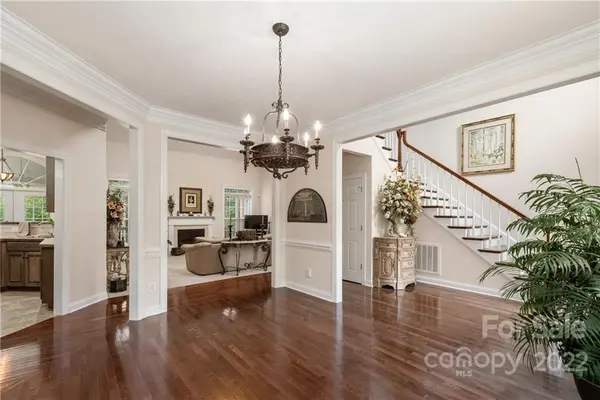 5432 Old Town LN, Gastonia, NC 28056