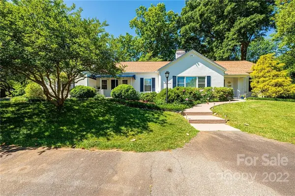 509 Seventh AVE NW, Hickory, NC 28601