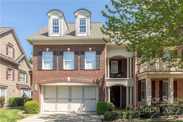 11725 Easthampton CIR, Charlotte, NC 28277