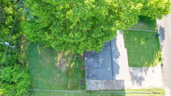 504 Bridges DR, Kings Mountain, NC 28086