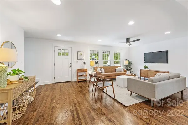 1327 Fairmont ST, Charlotte, NC 28216