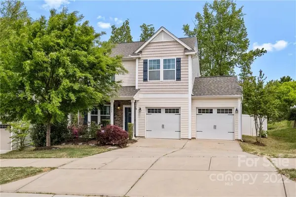 135 Collenton LN, Mooresville, NC 28115