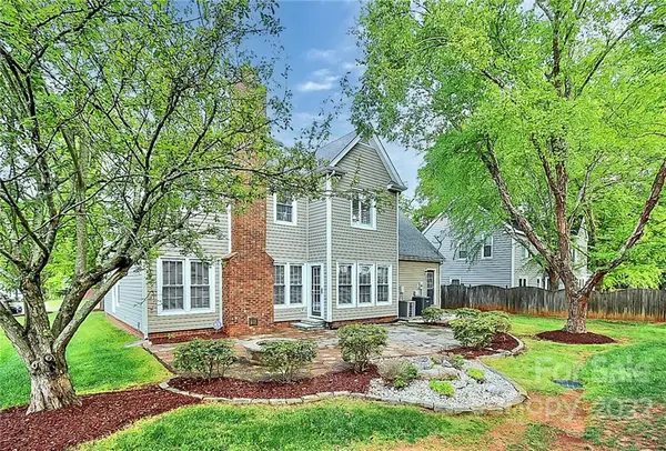 2733 Edgebrook CIR, Matthews, NC 28105