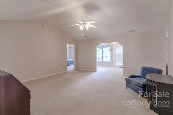 118 Pond View DR, Salisbury, NC 28147