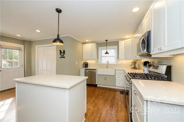 1901 Kilborne DR, Charlotte, NC 28205