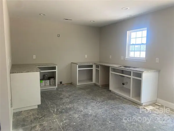 3333 Silver Fox CIR, Lancaster, SC 29720