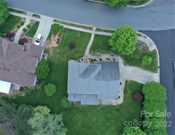 8948 Devonshire DR, Huntersville, NC 28078