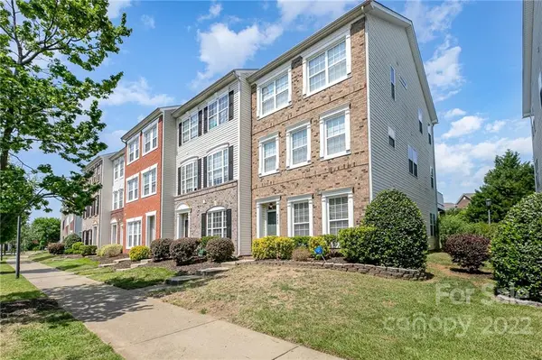 9948 Kings Parade BLVD, Charlotte, NC 28273