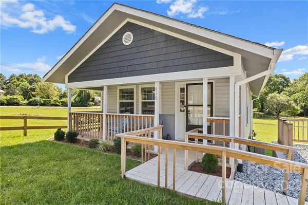 410 Glover ST, Hendersonville, NC 28792