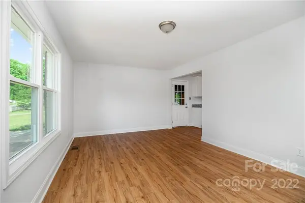 105 Rockledge DR, Gastonia, NC 28052