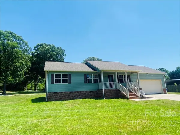 141 Boston RD, Taylorsville, NC 28681