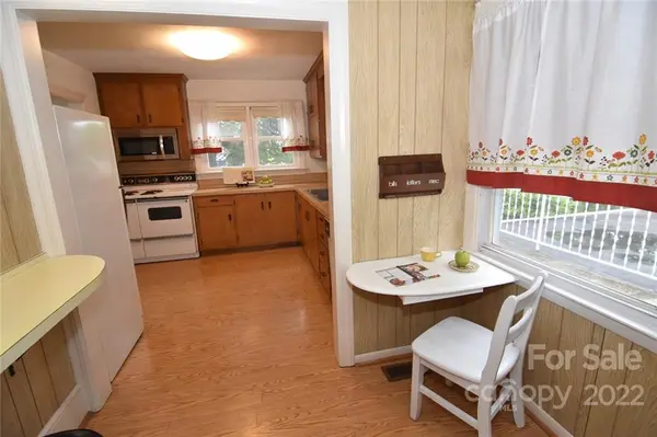 3207 W Main ST, Claremont, NC 28610
