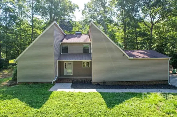 36940 Tercher RD, New London, NC 28127