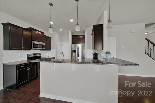 1929 Burning Acres CT, Fort Mill, SC 29715