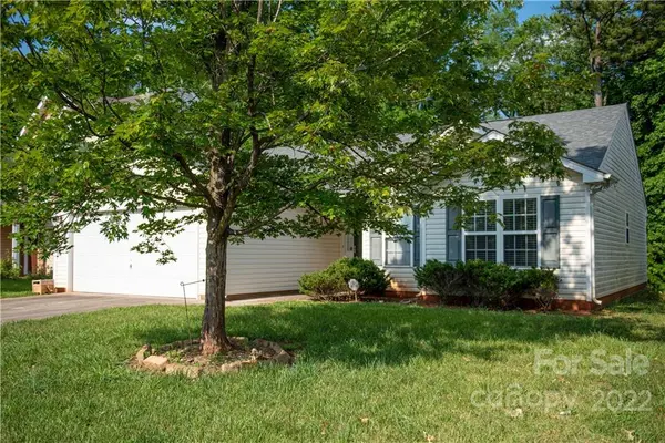6840 Parkers Crossing DR, Charlotte, NC 28215