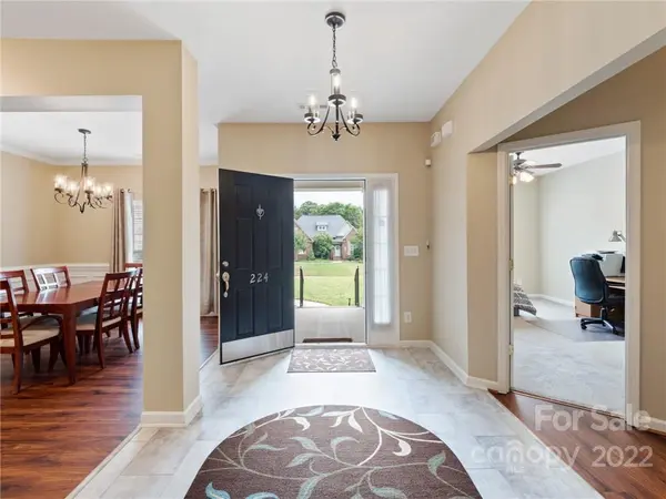 224 Thompson CT, Indian Trail, NC 28079