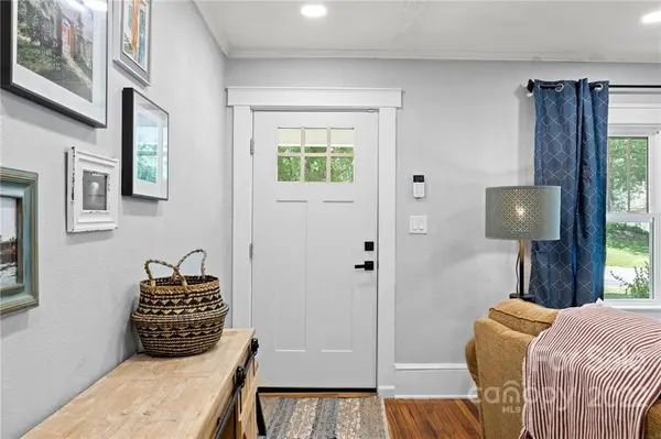 83 Lanning AVE, Asheville, NC 28806