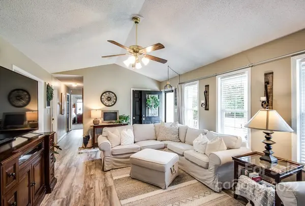 3756 Dericas CT, Claremont, NC 28610