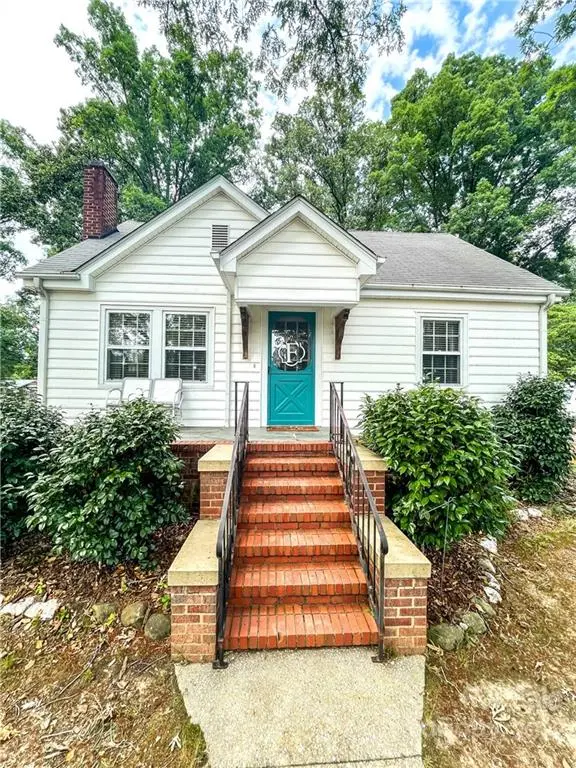 1636 Maple AVE, Albemarle, NC 28001