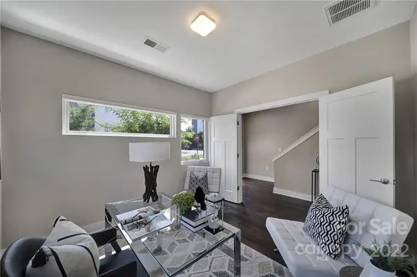 111 W Poindexter DR, Charlotte, NC 28203