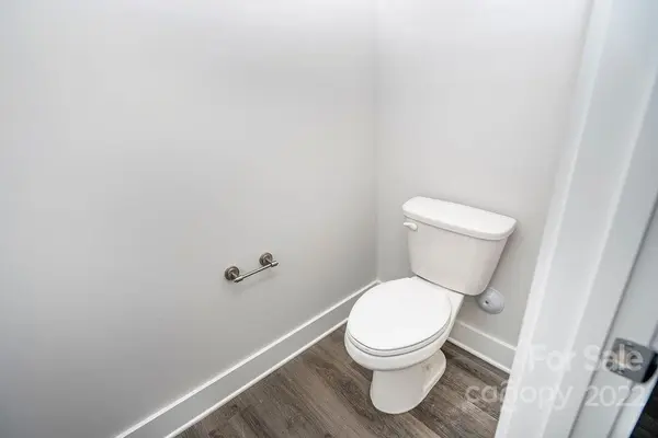 622 West End DR, Charlotte, NC 28208