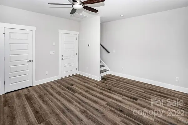 622 West End DR, Charlotte, NC 28208