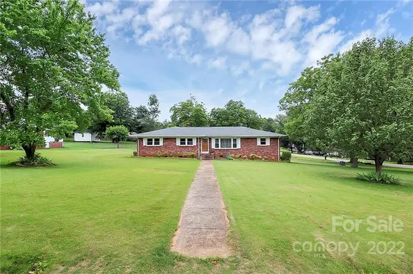 568 Woodvale DR, Rock Hill, SC 29730