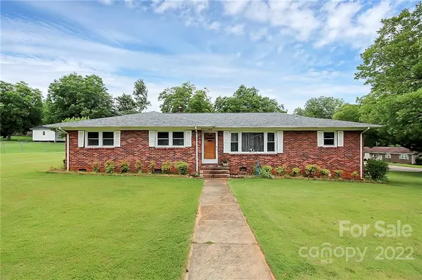568 Woodvale DR, Rock Hill, SC 29730