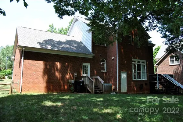 4095 Deerfield DR, Concord, NC 28027