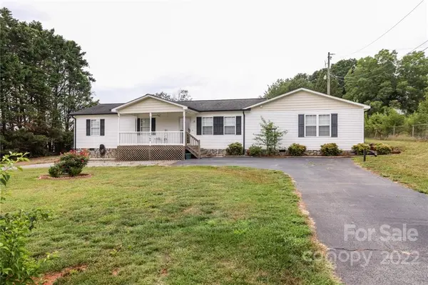 1069 Zeb Haynes RD, Maiden, NC 28650