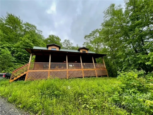 171 Sharons BLF, Franklin, NC 28734