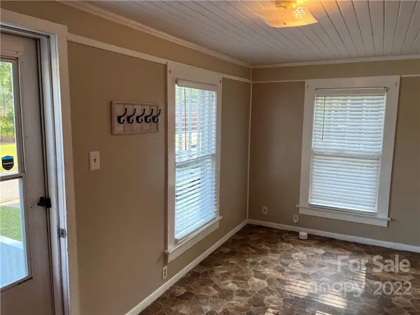511 W 13th ST, Newton, NC 28658