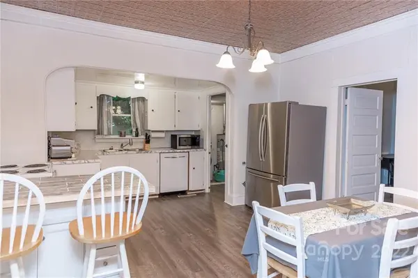 407 E 11th ST, Kannapolis, NC 28083