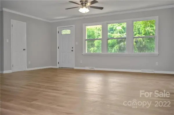107 Joyce AVE, Huntersville, NC 28078