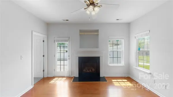 14245 Tamarack DR, Charlotte, NC 28278