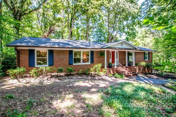 778 Edgemoor DR, Mooresville, NC 28115