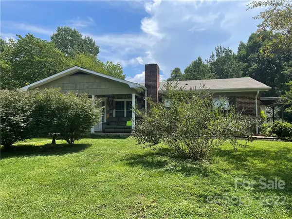 307 Laurel ST, Hudson, NC 28638