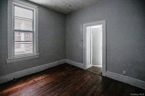 406 Linden ST, Brooklyn, NY 11237