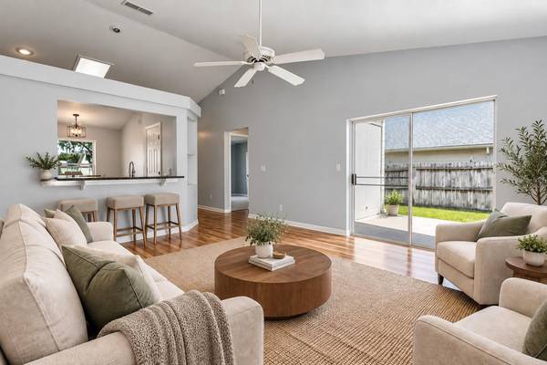 2657 WINCHESTER CIR, Eustis, FL 32726