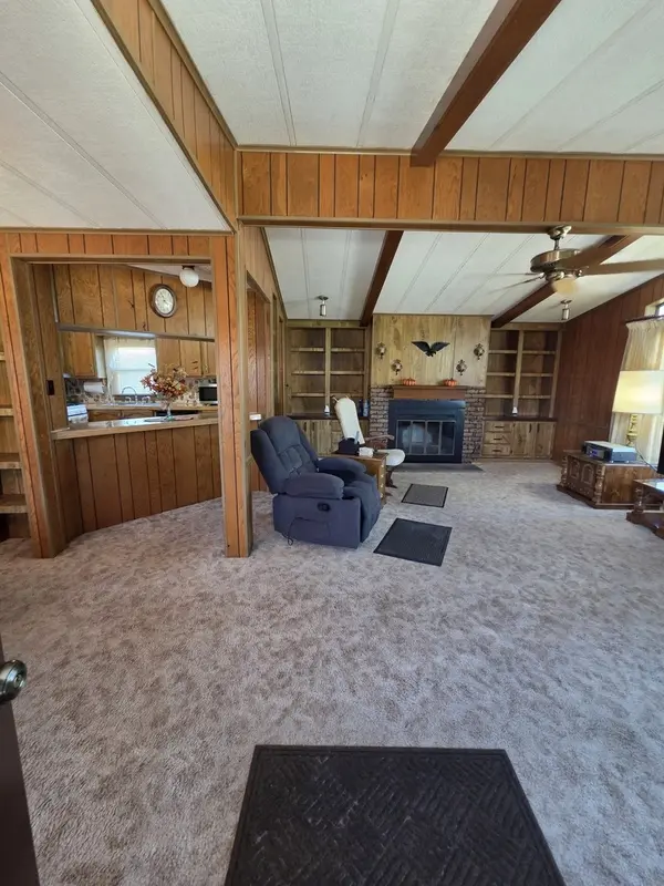 151 Flamingo DR #151Flam, Beecher, IL 60401