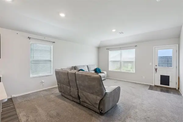 11848 Kameron WAY, Yukon, OK 73099