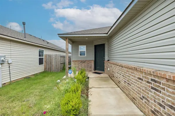 11848 Kameron WAY, Yukon, OK 73099