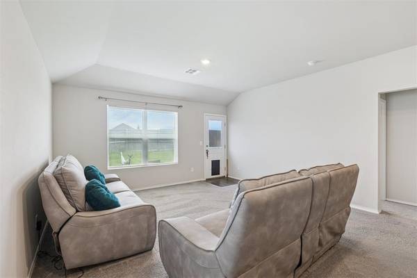 11848 Kameron WAY, Yukon, OK 73099